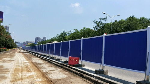 廣東深圳PVC圍擋與噴繪招牌在市政工程中的應(yīng)用及廠家直銷優(yōu)勢